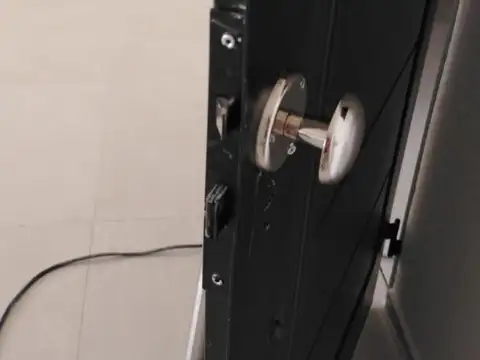 López Torres 4800, Piso 9