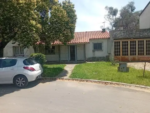 VENTA CASA 3 AMBIENTES CIUDAD EVITA