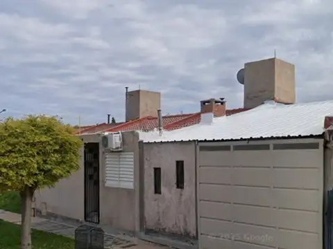 Casa en venta - 2 Dormitorios 2 Baños - La Punta