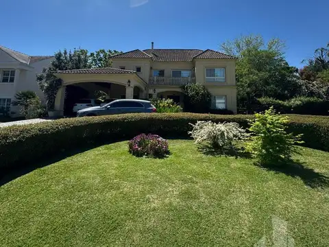 Casa en Venta de 5 dormitorios