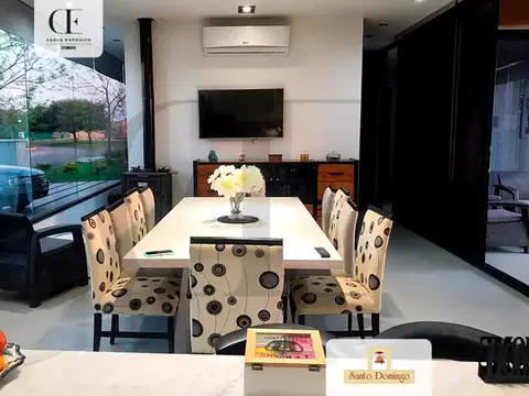 Casa 4 ambientes con 3 baños