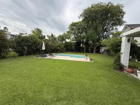 MAYLING PILAR CASA CON PILETA 4 DORMIT EN VENTA