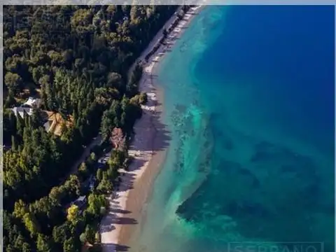 Campo en Villa Lago Gutierrez