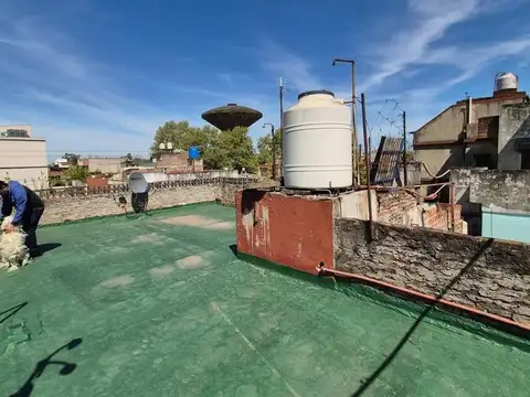 Depto Tipo Casa en Venta con 1 cocheras