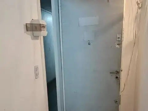 Av Corrientes 2200, Piso 1