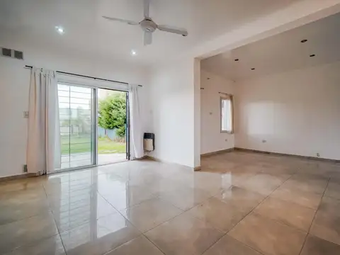 Saavedra Lamas al 2800