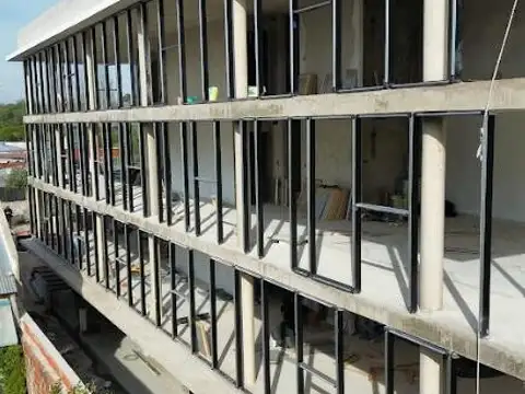 Oficina en Venta en Ituzaingo, USD 211.000