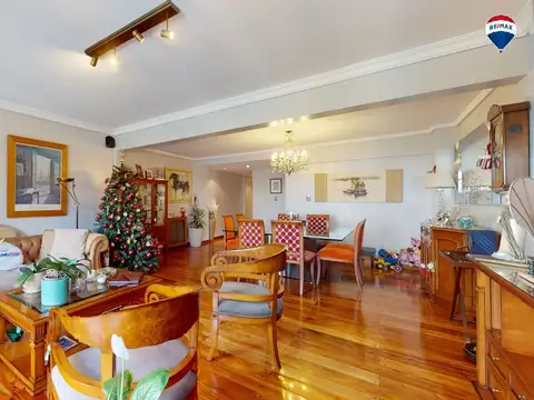 Venta Casa  5 amb Jardin/Pileta Villa Del Parque