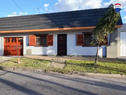 VENTA CASA 3 AMB PATIO COCHERA PARRILLA AVELLANEDA