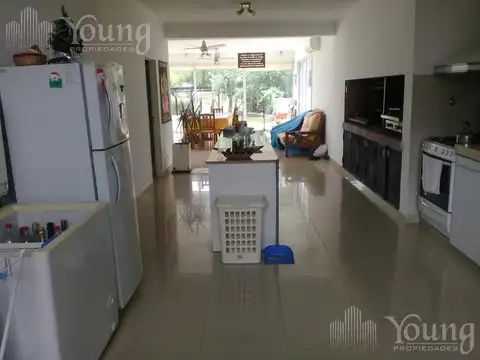 Casa en Venta en Coronel Brandsen, USD 400.000