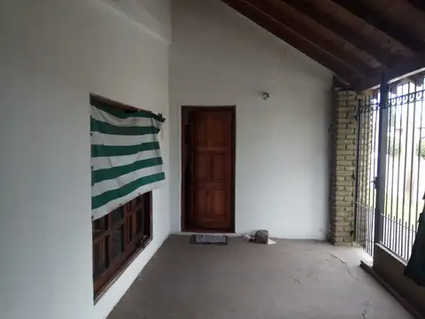 Casa en Venta en Burzaco, USD 60.000