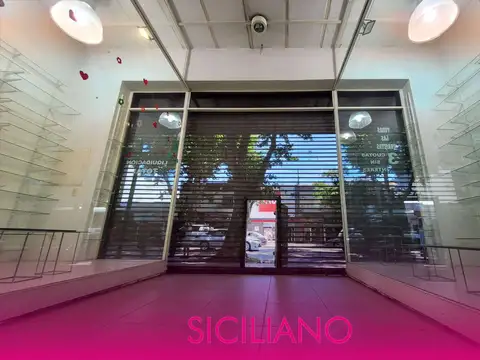 Local en Alquiler en Parque Avellaneda, $ 1