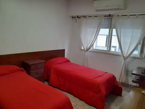 Av. Hipolito Yrigoyen 1300