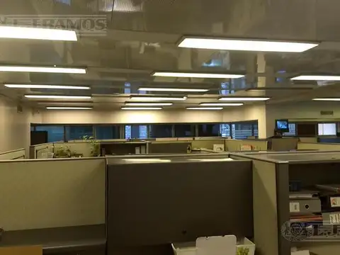 Oficina en Alquiler en Catalinas, USD 7.500