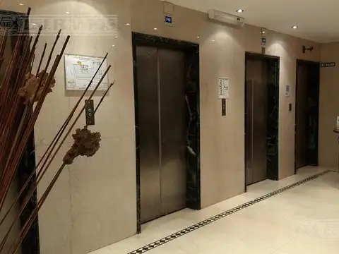 Oficina en Alquiler en Catalinas, USD 7.500