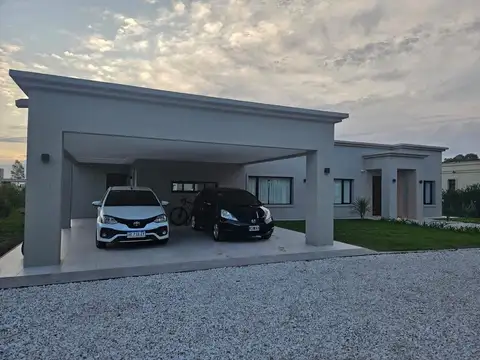 Casa en Venta de 4 dormitorios