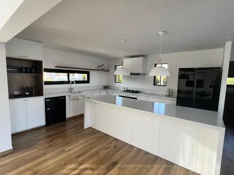 Casa en Venta en Coronel Brandsen, USD 270.000