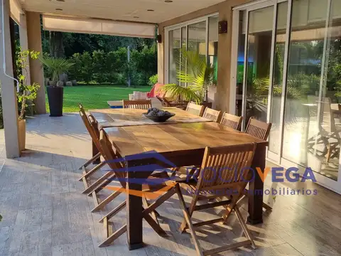 Casa en Venta al Oeste