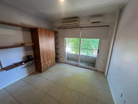 Departamento en Alquiler en Villa Urquiza, $ 400.000