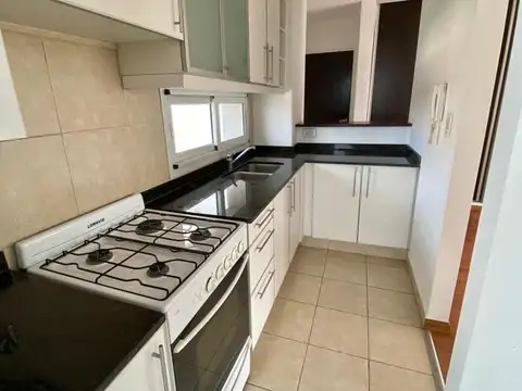 Departamento en Alquiler en Nuestra Señora De Lourdes, $ 550.000