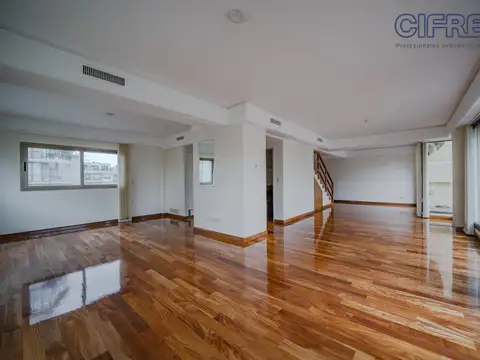 Departamento en Venta con 3 cocheras