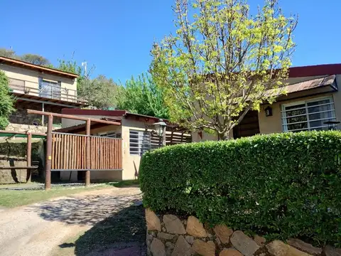 Casa en venta - 3 Dormitorios 3 Baños - San Luis
