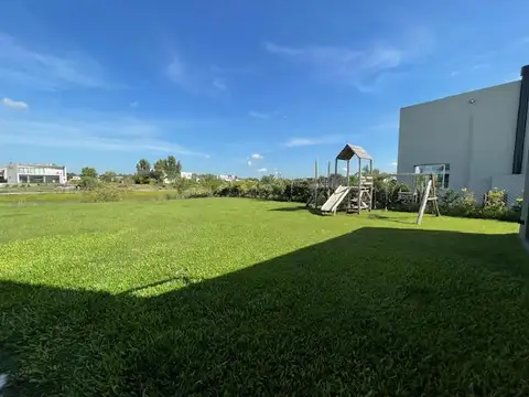 Casa en Venta en San Matias, USD 430.000