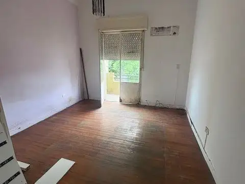 Depto Tipo Casa en Alquiler en Sarandi, $ 850.000