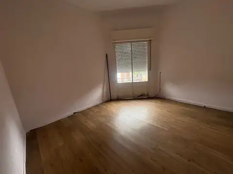 Depto Tipo Casa en Alquiler 55 años