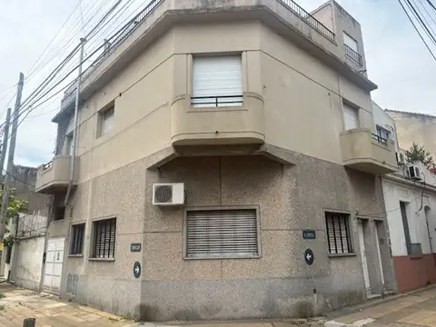 Ph - Alquiler - Argentina, Avellaneda - Hernan Cortes 104