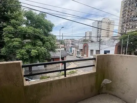 Depto Tipo Casa 4 ambientes con 1 baño