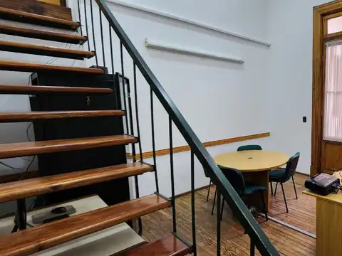 AV. Pellegrini al 800 - ESPECTACULAR PLANTA ALTA 341 M2 EXCLUSIVOS -