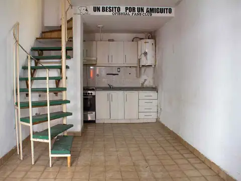 Depto Tipo Casa 2 ambientes con 1 baño
