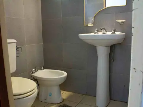 Venta PH 2 ambientes en Ramos Mejía