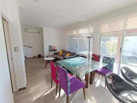 VENTA - Casa de 2 dormitorios y local. Tierra de Sueños III, Roldán.