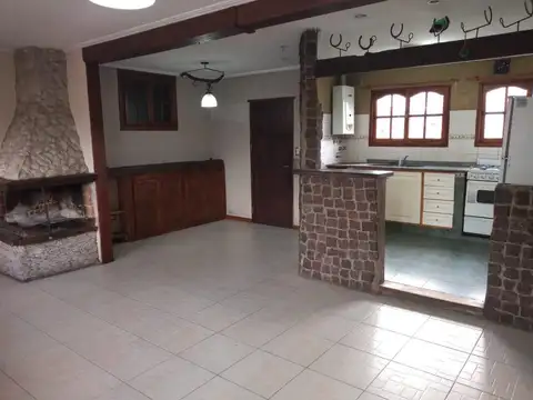 Depto Tipo Casa en Venta de 3 ambientes