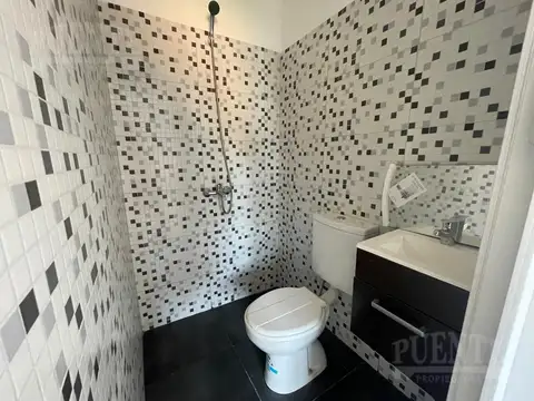 Depto Tipo Casa en Venta en Lomas De Zamora, USD 60.000