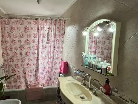 Depto Tipo Casa en Venta 16 años