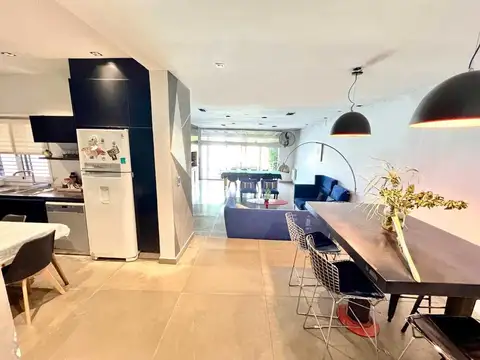 Casa 5 ambientes con 3 baños
