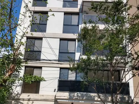 Departamento en alquiler 3 ambientes con cochera en Tigre Centro