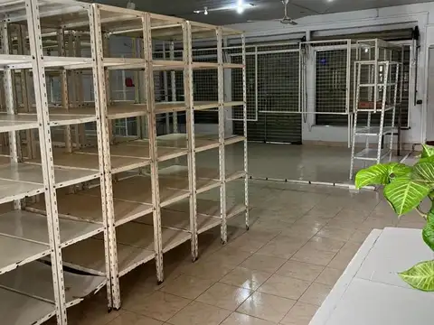 LOCAL EN VENTA EN BARRIO LA ARGENTINA! EXCELENTE OPORTUNIDAD