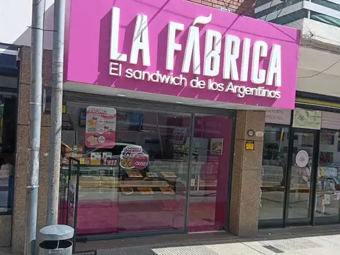 Local en Venta Via Púb.