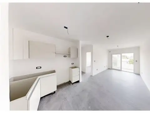 DEPTO 4 AMB, BALCON,  MARTIN CORONADO