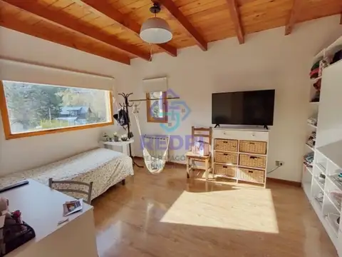 Casa 6 ambientes con 3 baños