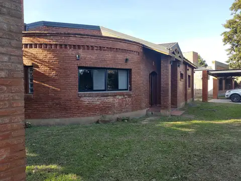 Propiedad con dos unidades funcionales, en colastine norte