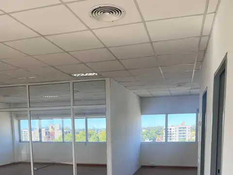 Oficina en Venta al Noreste