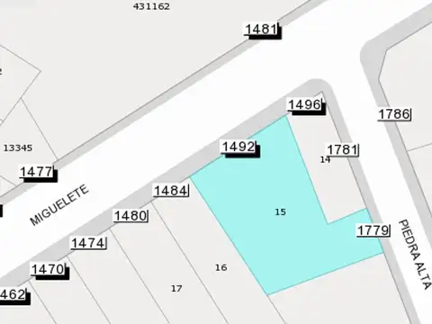 Venta Galpón con frente a 2 calles en Centro