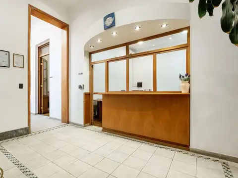 Av. Pellegrini al 800