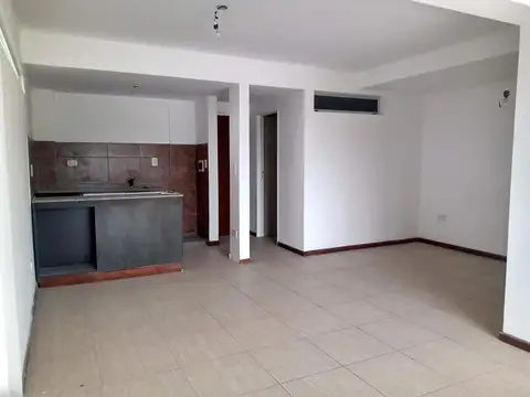 VENTA - Departamento monoambiente, con balcón y parrillero - Parque, Rosario.