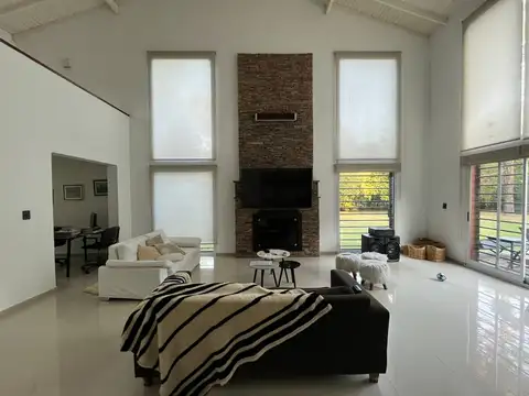 Quinta en Venta en Ingeniero Maschwitz, USD 295.000